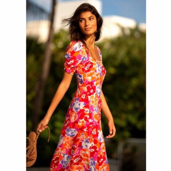 l*space Dresses & Skirts - L*Space Alissa Floral Hawaii Puff Sleev Midi Dress